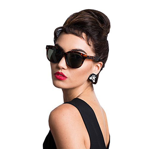 Holly — The Cat-Eye Sunglasses & Black Earrings Set - Utopiat