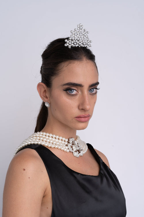 Holly — The Pearl Tiara - Utopiat