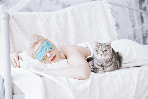 Holly — The Sleeping Beauty Eye Cover & Earplug / Earrings Set - Utopiat
